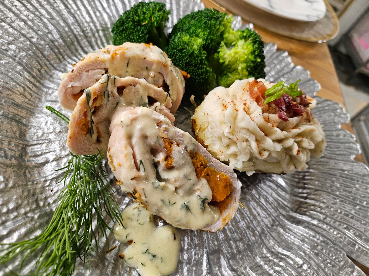 "Valentine's Delight: Dill-Kissed Chicken and Loaded Potatoes" 💘🥔