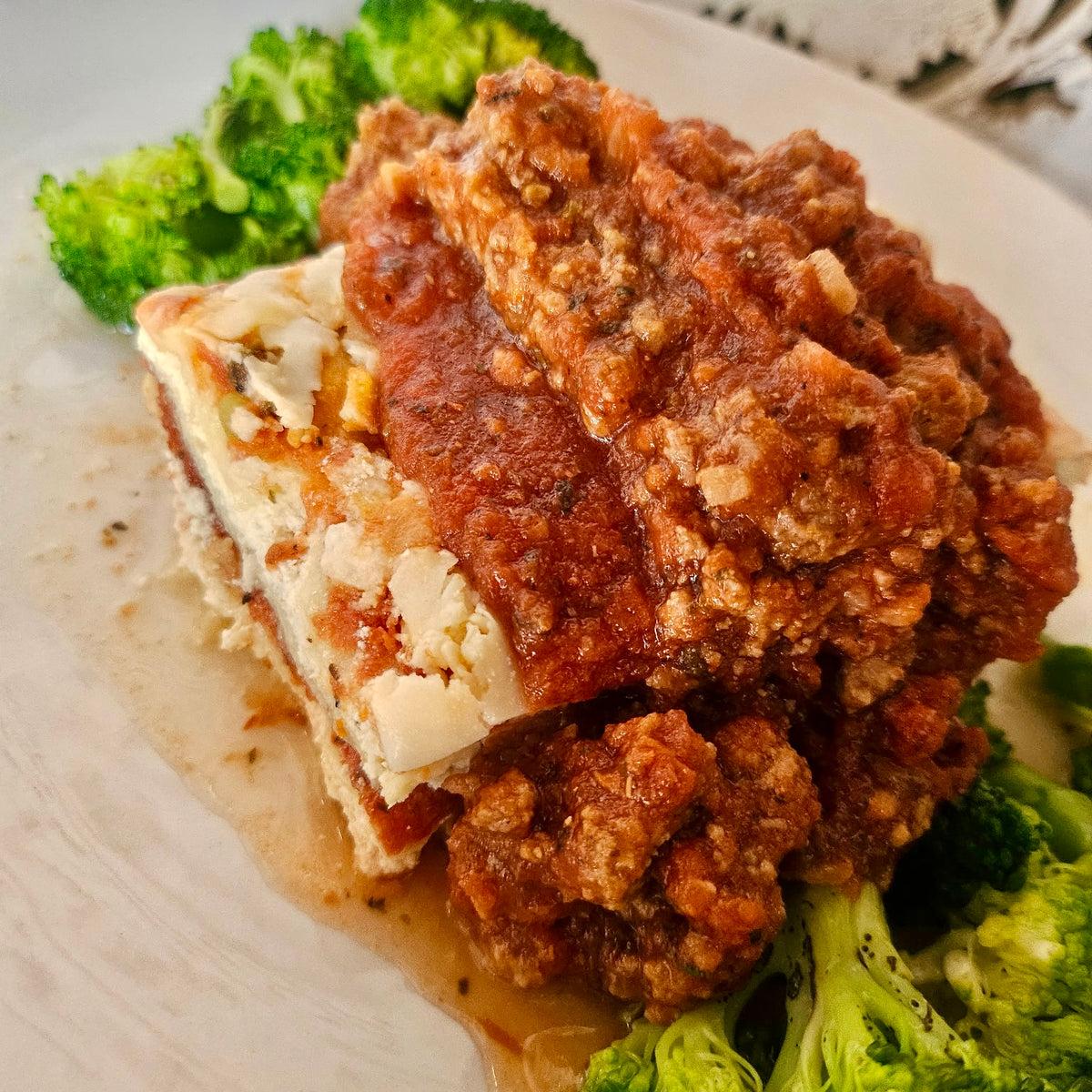 *Cheese Lasagna with Bolognese Sauce*
